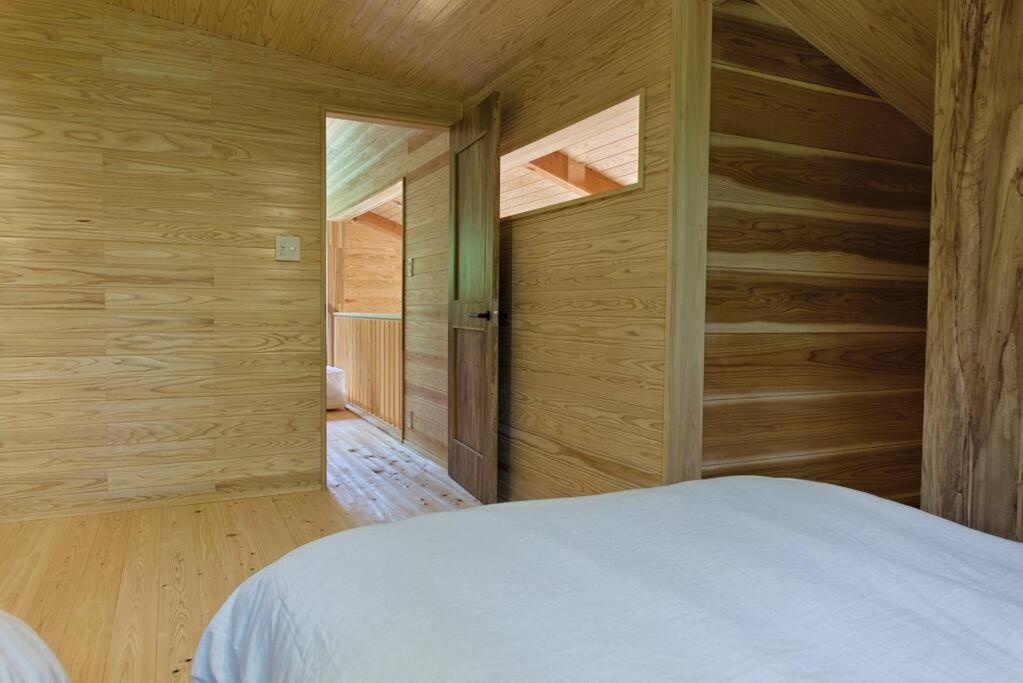 Hinoki No Ie - Cottage With Natural Hot Spring In A Cypress Bathtub Shika Eksteriør billede