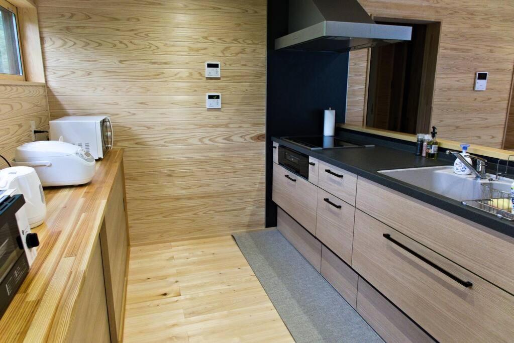 Hinoki No Ie - Cottage With Natural Hot Spring In A Cypress Bathtub Shika Eksteriør billede